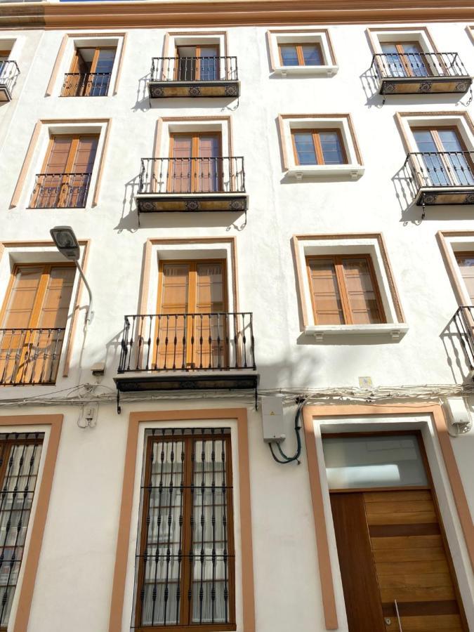 Hispalis Plaza De Santa Cruz Севиля Екстериор снимка